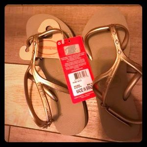 Havaianas - rose gold color